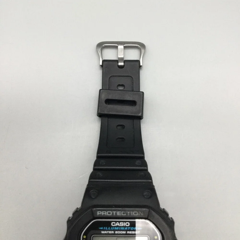 Casio G-Shock 3229 DW-5600E Mens Watch 38mm Digital Black BROKEN BACKLIGHT